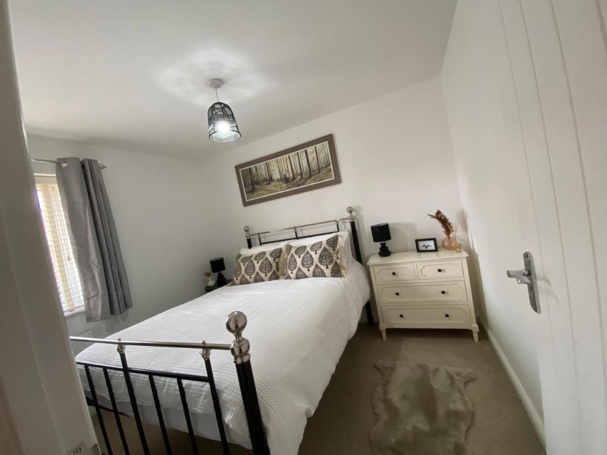 Holiday home The Belfry 3 Bedrooms 2 Bathrooms Contractors & Family Higham Ferrers